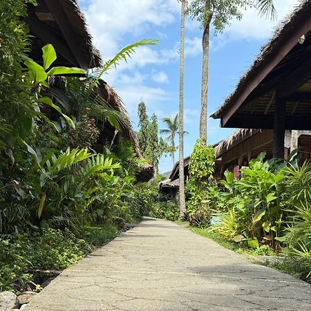Garden Of Eden Dive Resort Puerto Galera Exterior photo