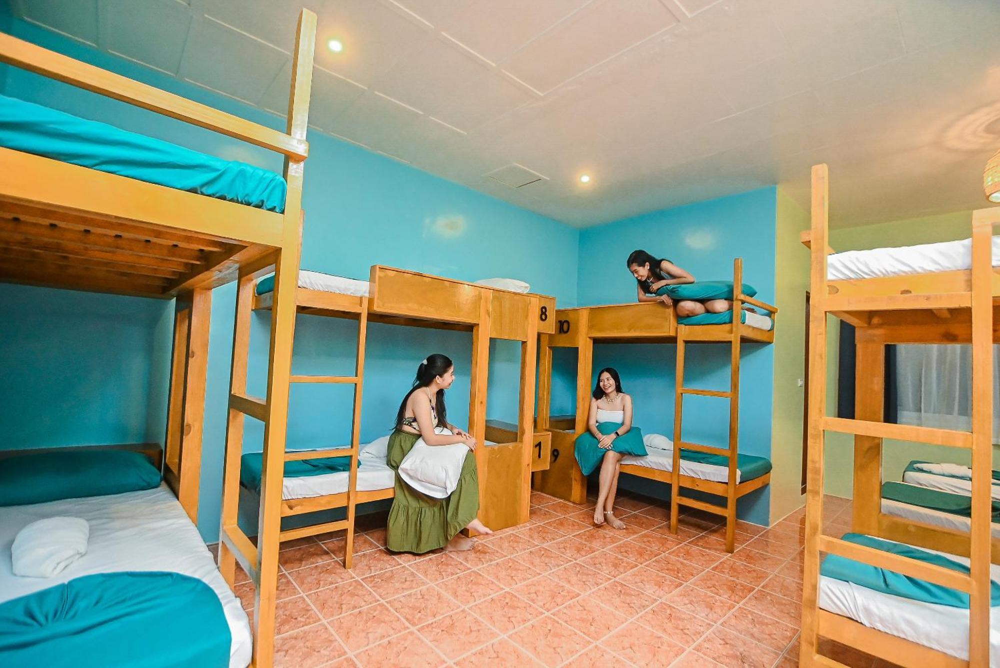 Garden Of Eden Dive Resort Puerto Galera Exterior photo