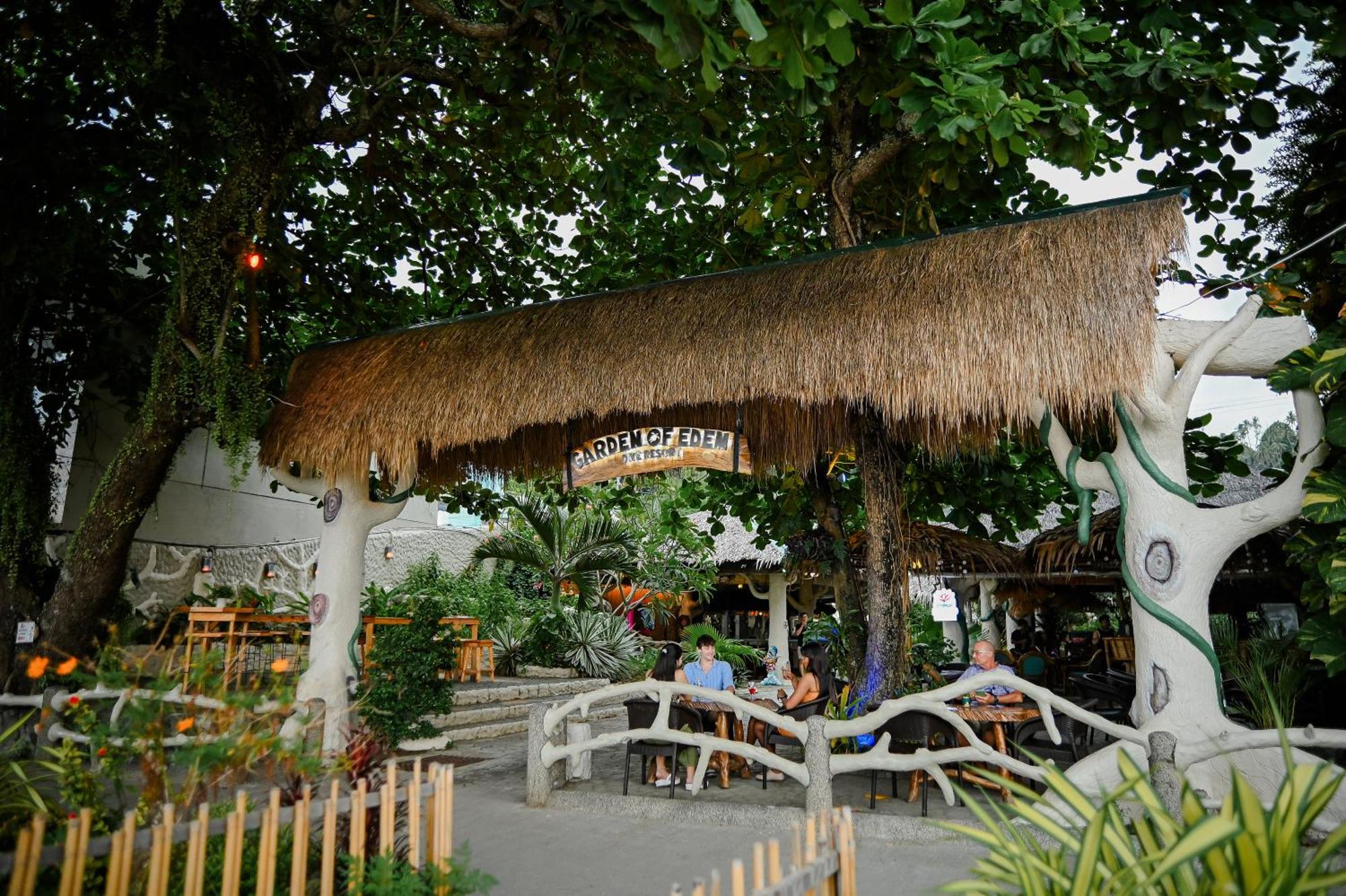 Garden Of Eden Dive Resort Puerto Galera Exterior photo